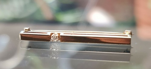 9ct yellow gold - yellow, diamond
