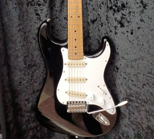 Fender japan st 33m - [fender, japan]