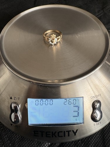 Authentic vintage 9ct gold - authentic,