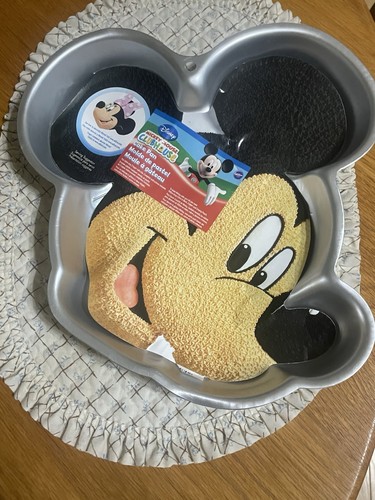 Wilton disney mickey - wilton,