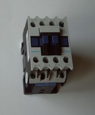 MAIN POWER CONTACTOR / RELAY