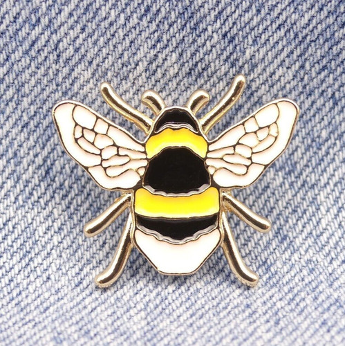 Bumble bee enamel pin badge - bee,