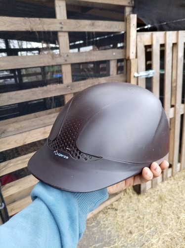 Decathalon horse riding helmet - horse,
