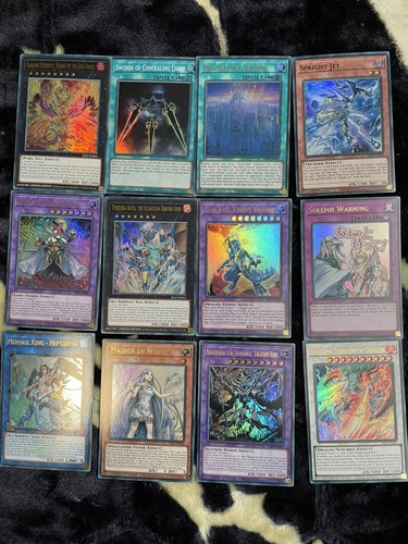 Yugioh card bundle - yugioh,