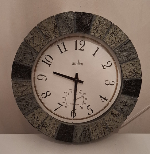 Acctim analogue round wall - analogue,
