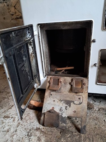 Rayburn royal cooker - rayburn,