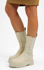Steve Madden Womens White