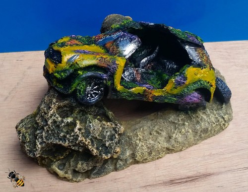 Aquarium ornament wreck car - aquarium,