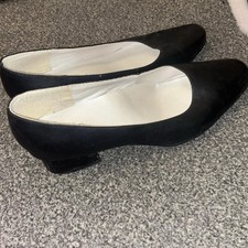 The Shoe Tailor Shoes Size 8