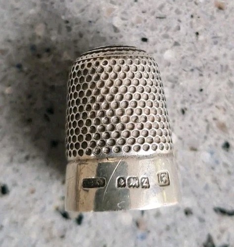Silver hallmarked sewing - silver,