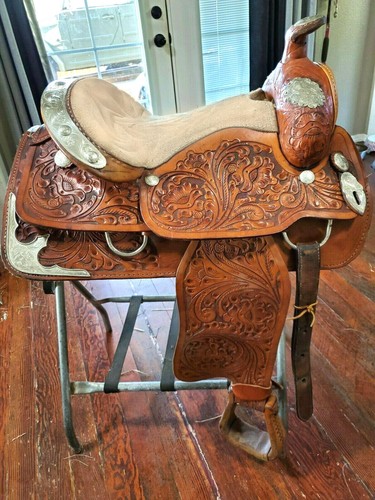 Western show saddle on - western,