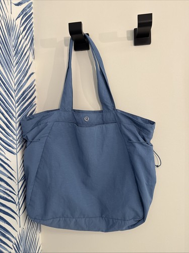 Lululemon side cinch shopper - side-cinch,