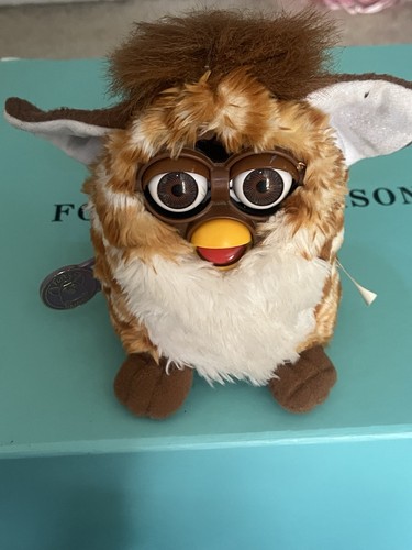 Tiger 1998 furby tan - 1998, gold