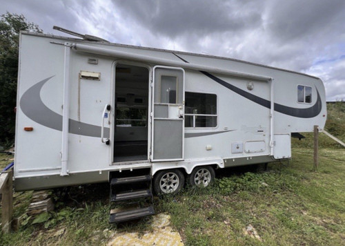Fifth wheel american camper - fifth,