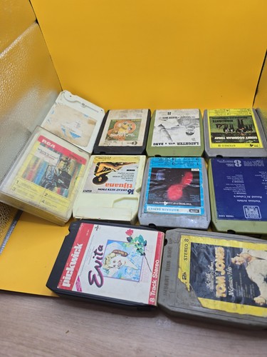 Track cartridge tape - track,