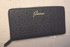 GUESS Women's Large Zip-Around