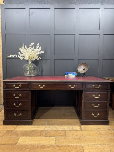 Antique mahogany twin - antique, pedestal
