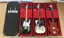 Axman Miniature Guitar-Status Quo