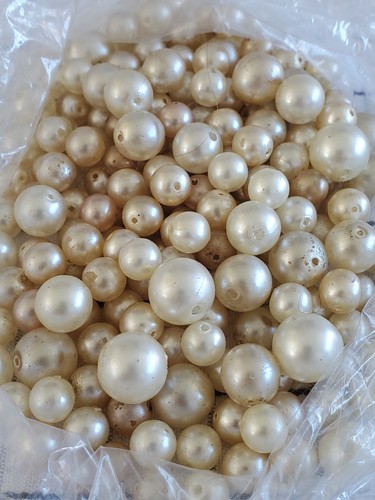 Bulk lot pearl ivory - bulk, of