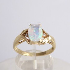 14k Gold Fiery Jelly Opal