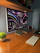 Apple Studio Display 27" with