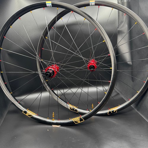 Are one carbon wisp rims - carbon,