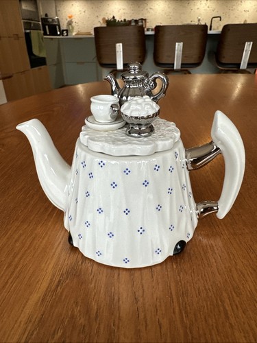 Paul cardew novelty miniature - novelty,
