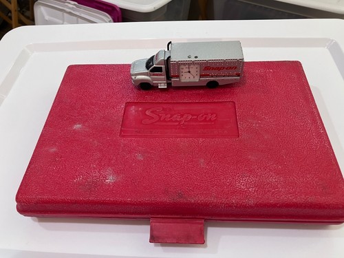 Snap case 8 - snap-on,
