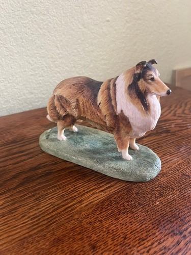 Border fine arts dogs and - -,