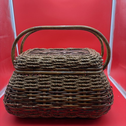 Vintage gorgeous wicker - gorgeous, wicker/rattan