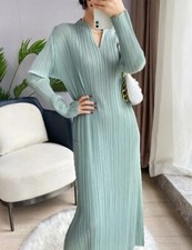 Pleats Please Issey Miyake