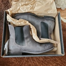 FRYE Men’s Leather Chelsea