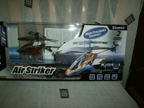 Silverlit infrared air - air, striker