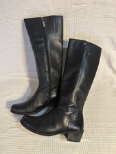 UGG Barton Croco Black Leather
