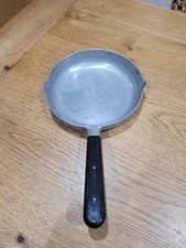 Vintage British Range Master Small Cast Aluminium Camping Frying Pan 185mm 