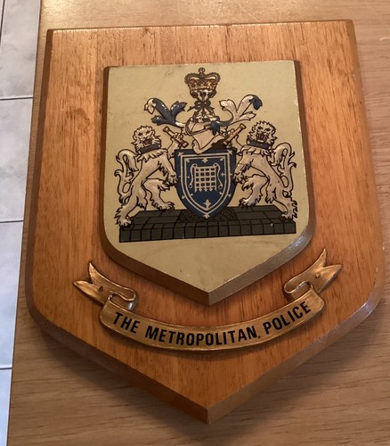 Metropolitan police mess - police,
