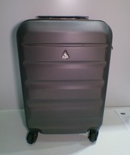 Cabin Suitcase with 4 Wheels