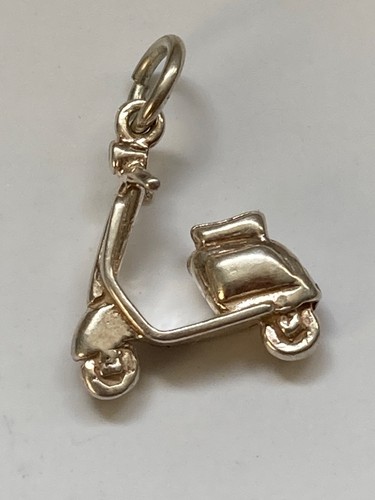 Vespa scooter sterlung silver - vespa,