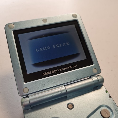 Nintendo game boy - game, advance