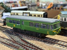 Airfix Lima Branch line RailBus Diesel Loco BR Green Motorised Fully Serviced 