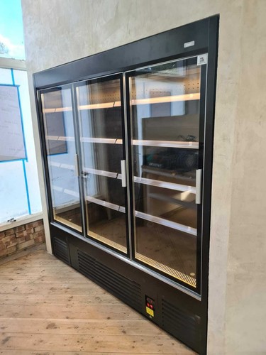 Multideck merchandiser grab - merchandiser,