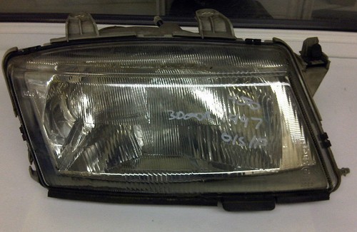 Saab 900 off - 900, side
