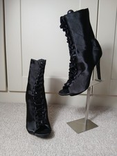 Women's Olivia Jaymes Peep Toe