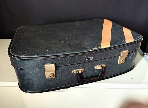 Vintage crown blue - vintage, suitcase