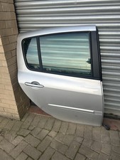 2011 RENAULT CLIO Mk3  5 Doors