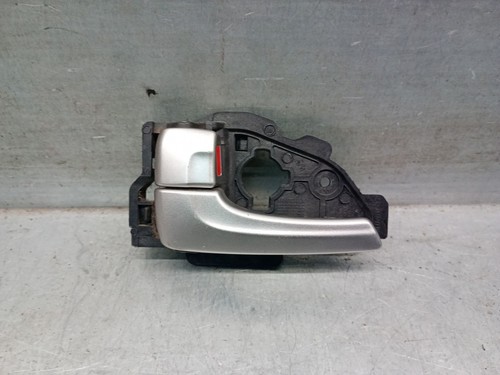 826132s000 interior left rear - 826132s000,