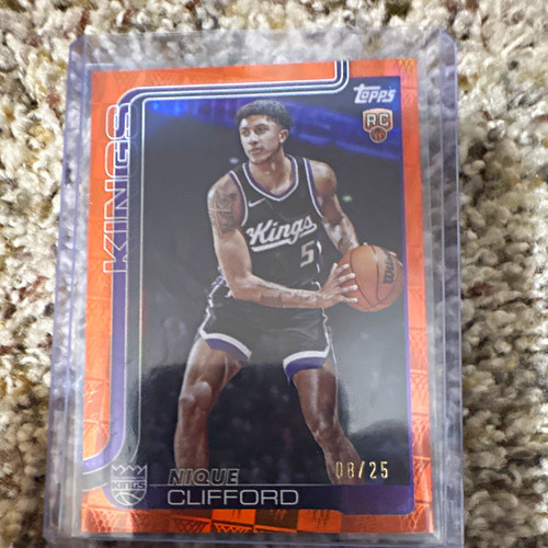 Topps 2025 nique - 2025-26, clifford