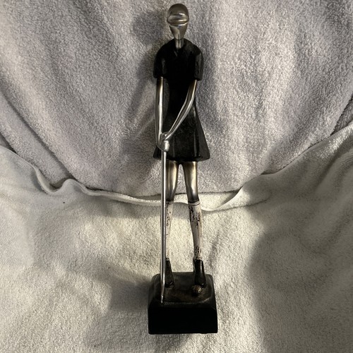 Woman golfer sculpture golf - golfer,