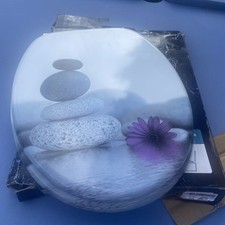 SANILO Soft Close Wooden TOILET SEAT ‘ energy stones ‘ New