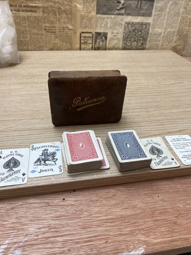 Fauntleroy antique boxed - no,